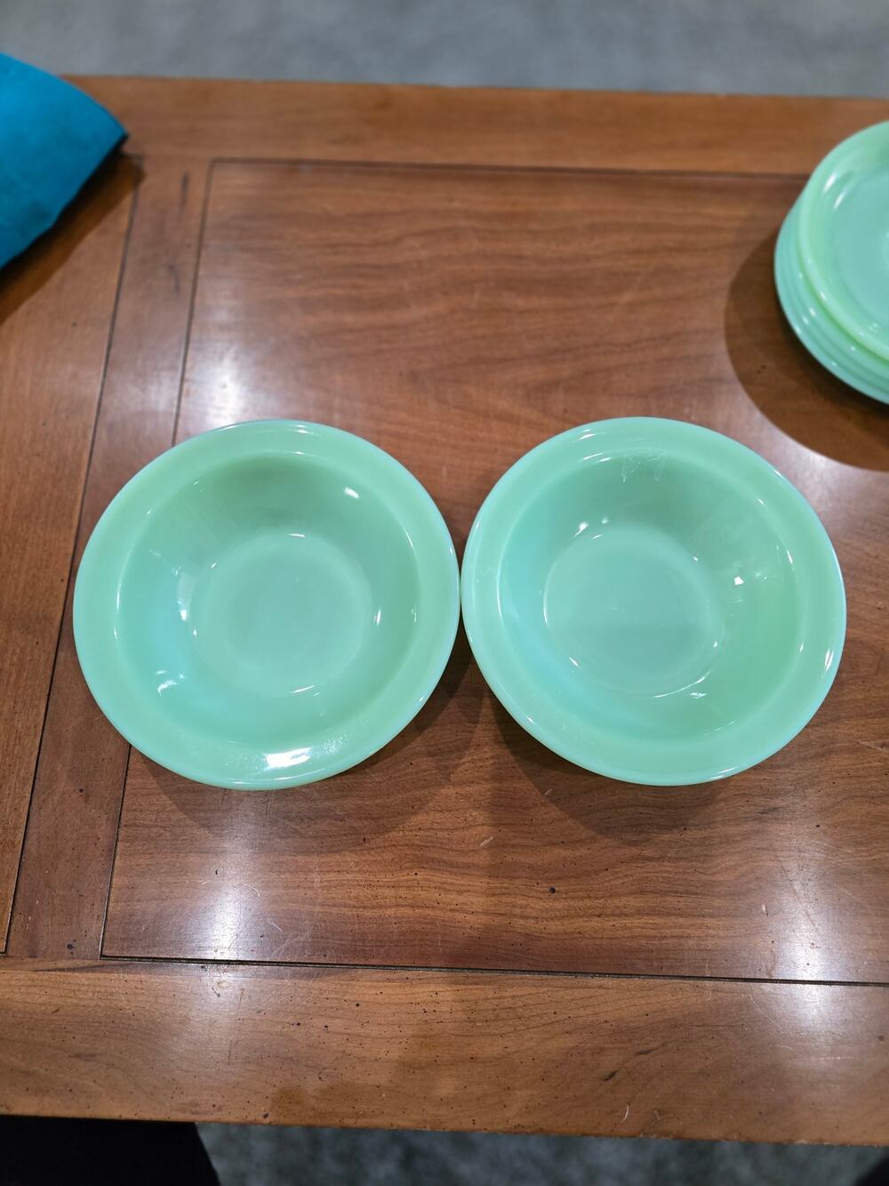 Vintage set of 2 Fire King Jadeite Bowls